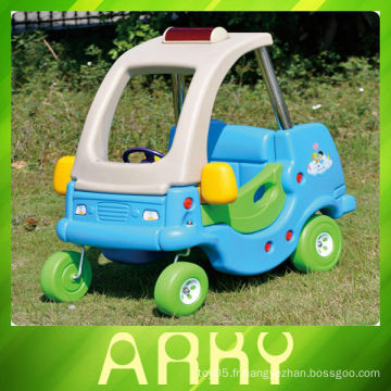 Voitures à jouets pour les enfants à conduire, mini jouet pour les enfants